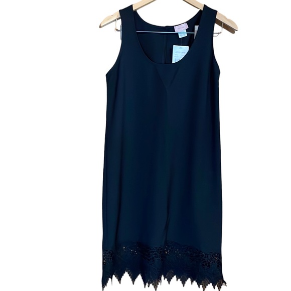 •LOVE...ADY•NWT LITTLE BLACK DRESS WITH CROCHET LACE HEM DETAIL SIZE MEDIUM - Picture 3 of 11